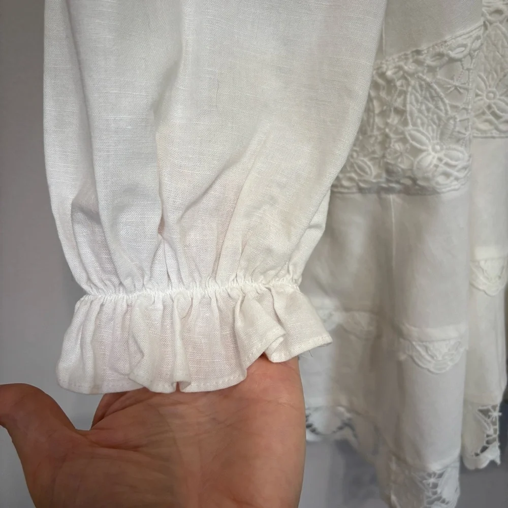Endless Rose Square Neckline Lace
Trim Dress - Picture 3 of 7